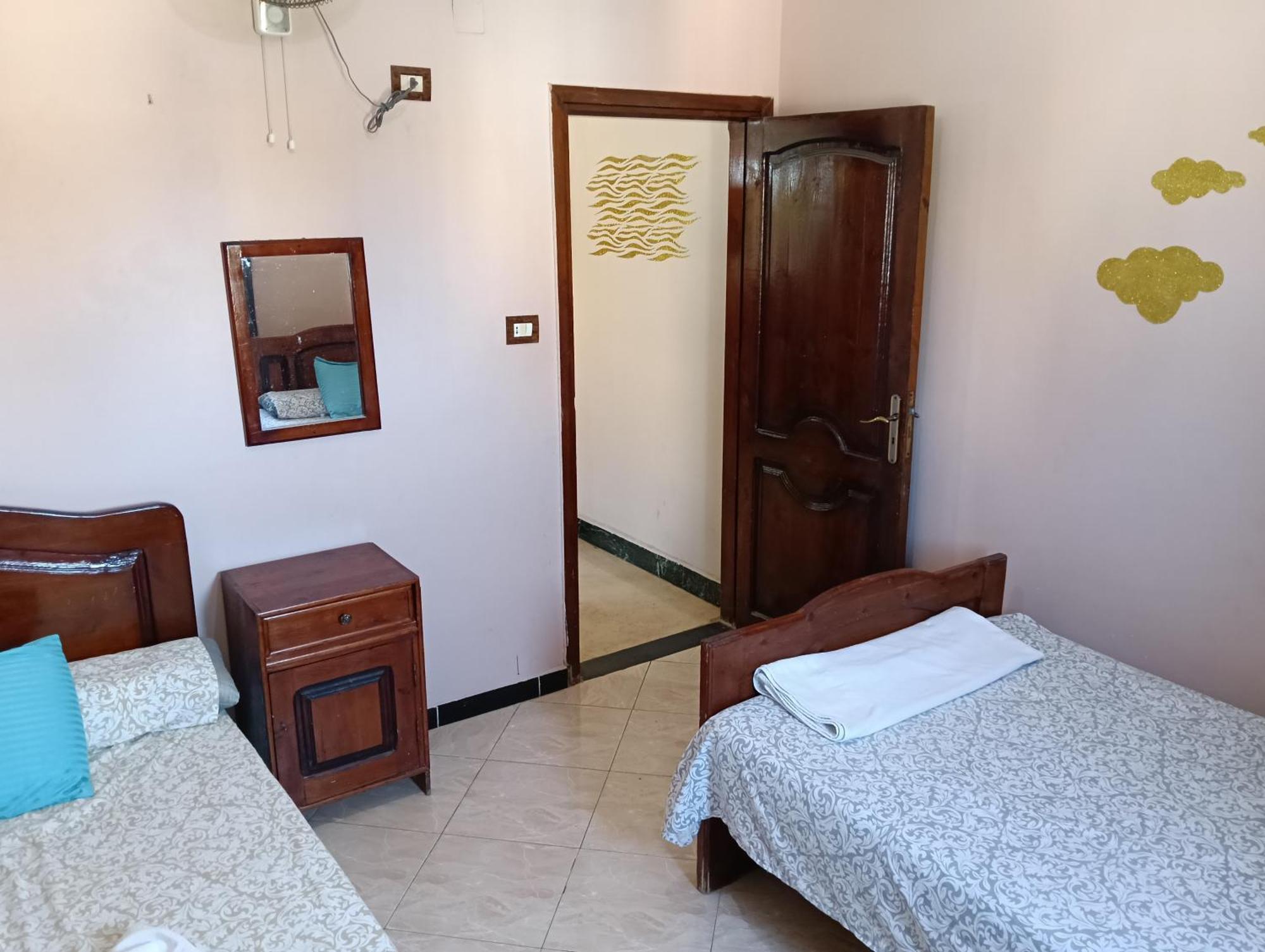 Tent Mersa Matruh Bagian luar foto